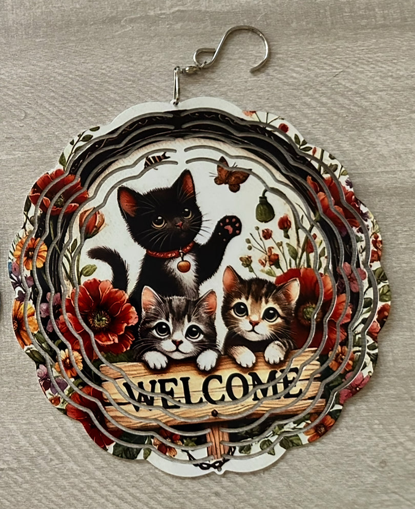 8" wind spinner - Cats