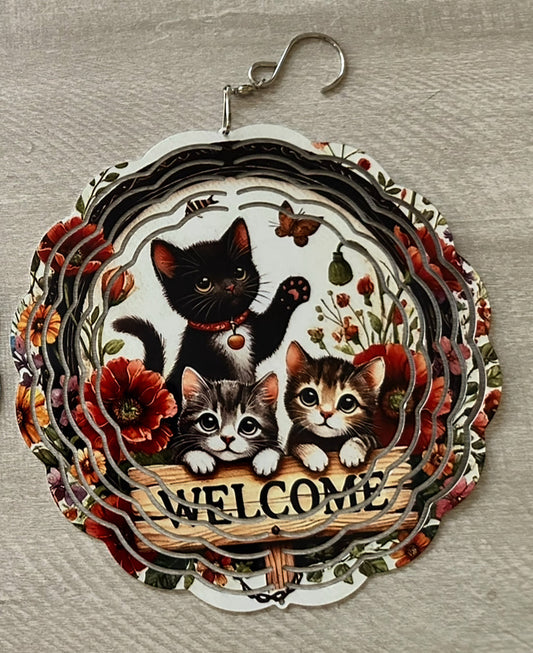 8" wind spinner - Cats